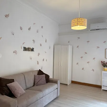 Vatican Family House Metro A - Collection Apartman