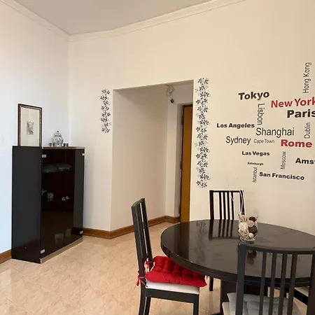 Vatican Family House Metro A - Collection Apartman *